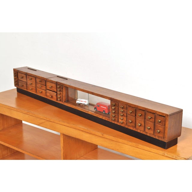 Antique Haberdashery Chest of Drawers in Oak with Display Case, 1910s For Sale - Image 11 of 17