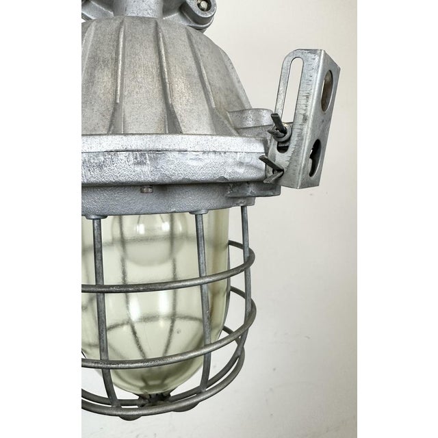 Silver Large Industrial Cast Aluminum Cage Pendant Light, 1970s For Sale - Image 8 of 18