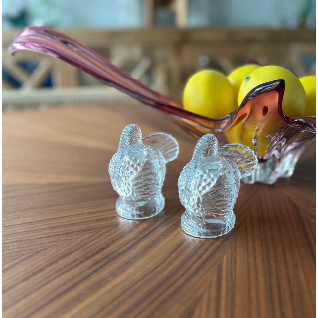 Just in time for the holidays...add these two Toms to your table for some autumnal whimsy. 24% Lead Crystal.