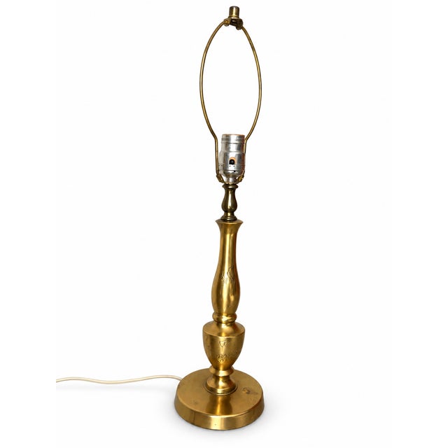 Mid-Century Modern Vintage Brass-Tone Baluster Table Lamp, Labeled Lincoln Lighting For Sale - Image 3 of 8