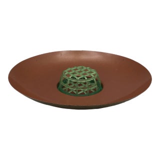 Metal Ikebana Vase With Locking Removable Plastic Frog For Sale