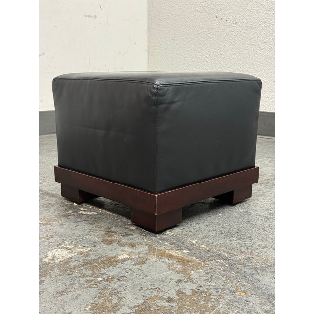 Coach for Baker Furniture Manhattan Ottoman, Circa 2003 For Sale In San Francisco - Image 6 of 12