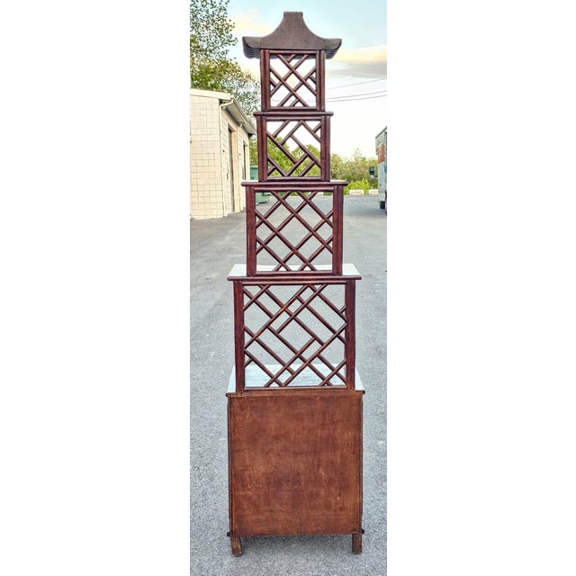 20th Century Chinese Chippendale Pagoda-Style Rattan Bookcase Étagère Cabinet For Sale - Image 10 of 13
