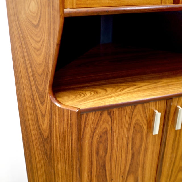 1950s Danish Rosewood Corner Cabinet W/ Indigo Stained Glass Doors For Sale - Image 11 of 16