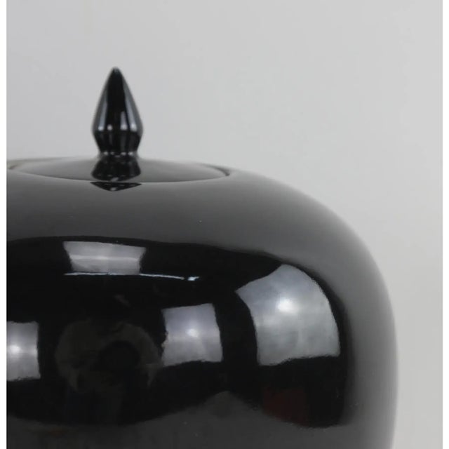 Early 20th Century A Pair of Black Watermelon Jars, Republic of China Period For Sale - Image 5 of 9