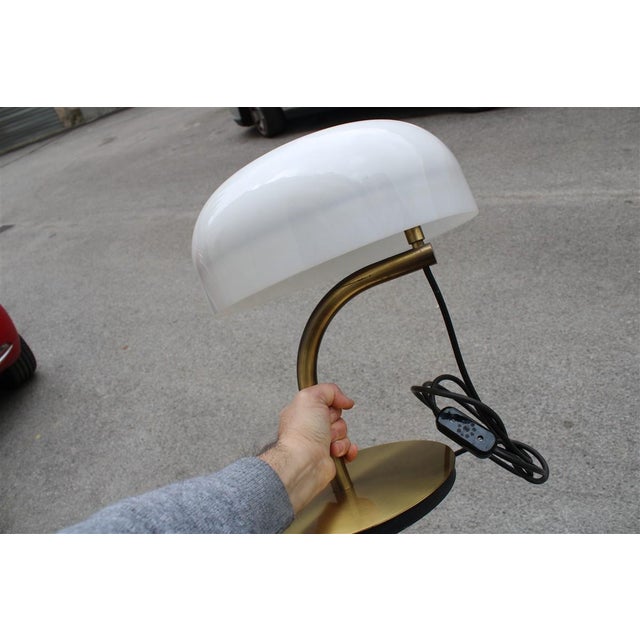 1970s Brass and Acrylic Glass Table Lamp from Valenti Luce, 1970s For Sale - Image 5 of 9