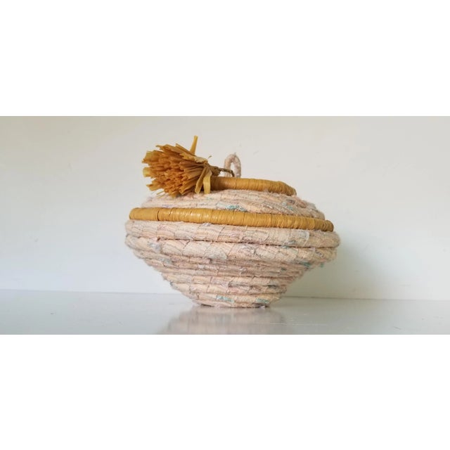 For your consideration we are presenting for sale this fantastic Vintage art hand woven wool decorative Vase with Lid and...