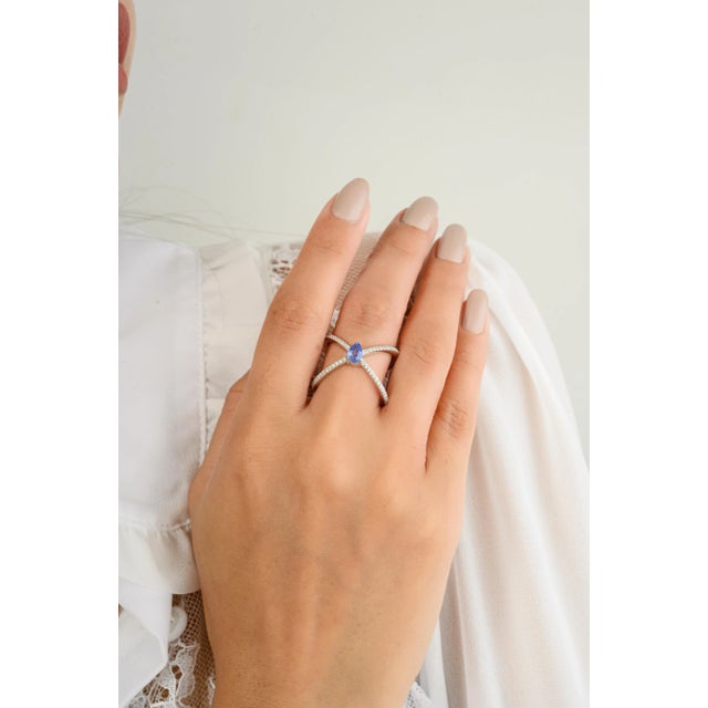 Criss Cross X- Shaped Diamond Pear Sapphire Ring Size 7 For Sale In New York - Image 6 of 12