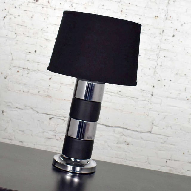 Metal Mid 20th Century Art Deco Style Chrome and Black Horizontal Stripe Cylindrical Table Lamp Black Shade For Sale - Image 7 of 13