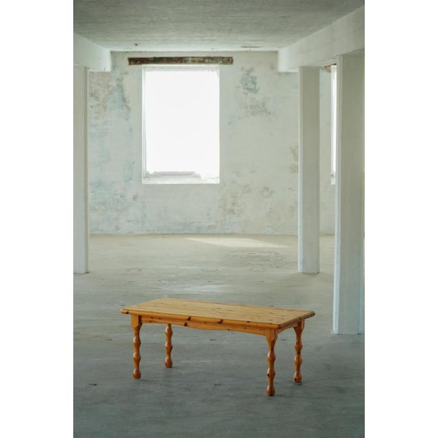 Modern Danish Scandinavian Brutalist Pine Coffee Table with Turned Legs, 1970s For Sale - Image 3 of 18