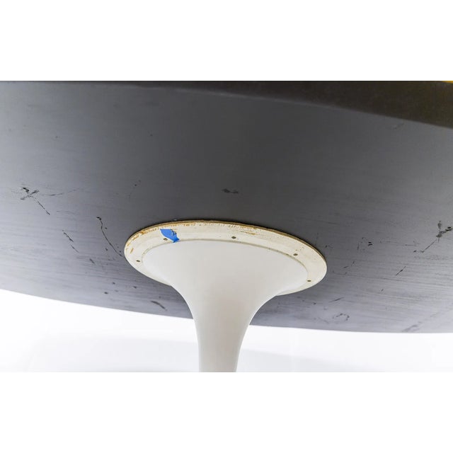 Wood Attributed Eero Saarinen for Knoll Pedestal Dining Table, 1957 For Sale - Image 7 of 11