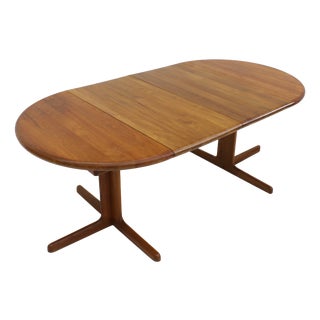 Vintage Danish Round Extendable Dining Table in Teak, 1960s For Sale