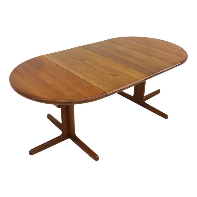 Vintage Danish Round Extendable Dining Table in Teak, 1960s For Sale