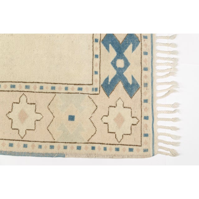 Tribal Geometric Wool Tribal Vintage Carpet For Sale - Image 3 of 10