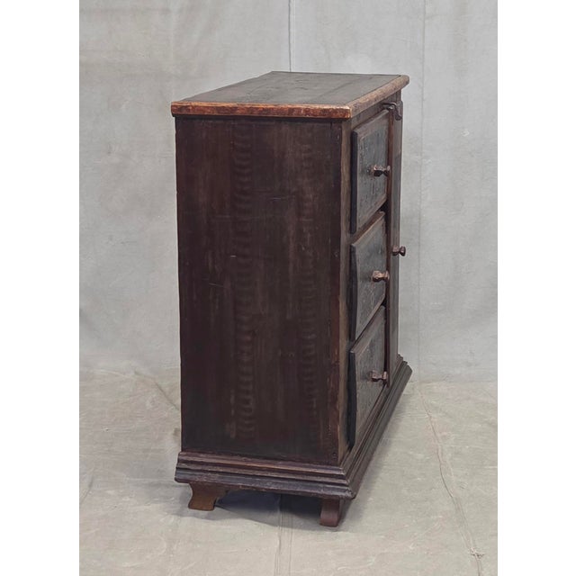 Antique Romanian Folk Painted Pine Cupboard With Drawers and a Door For Sale - Image 12 of 14