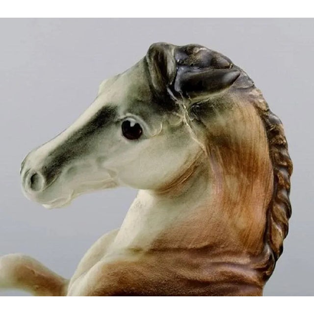 Large Rearing Horse Figurine in Porcelain from Goldschneider, 20th Century For Sale - Image 4 of 7