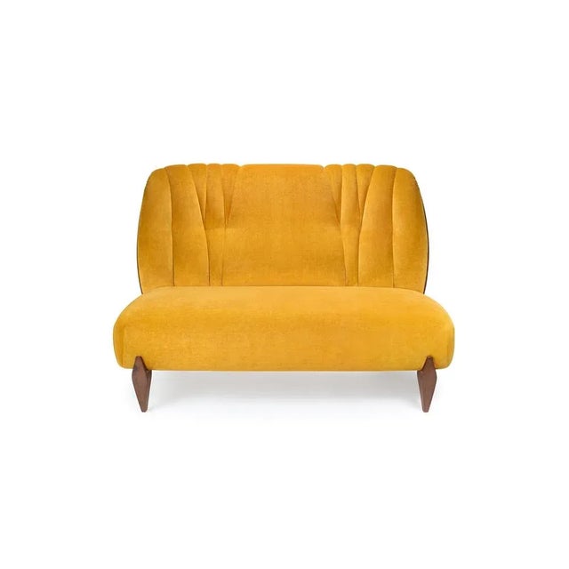 Na Pali 2 Seat Sofa by InsidherLand Dimensions: D 82 x W 190 x H 95 cm. Materials: Walnut, InsidherLand Bright Velvet Ref....