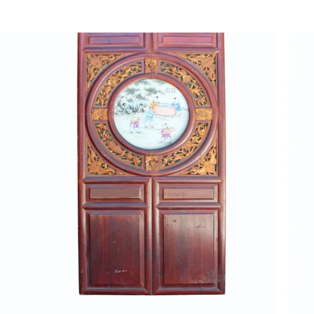 1940s Chinese Vintage Round Porcelain Scenery Wood Wall Panel Art For Sale - Image 5 of 7