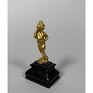 Sculpture, Child Hercules, 17th century - 10.5 cm - Gilded bronze For Sale