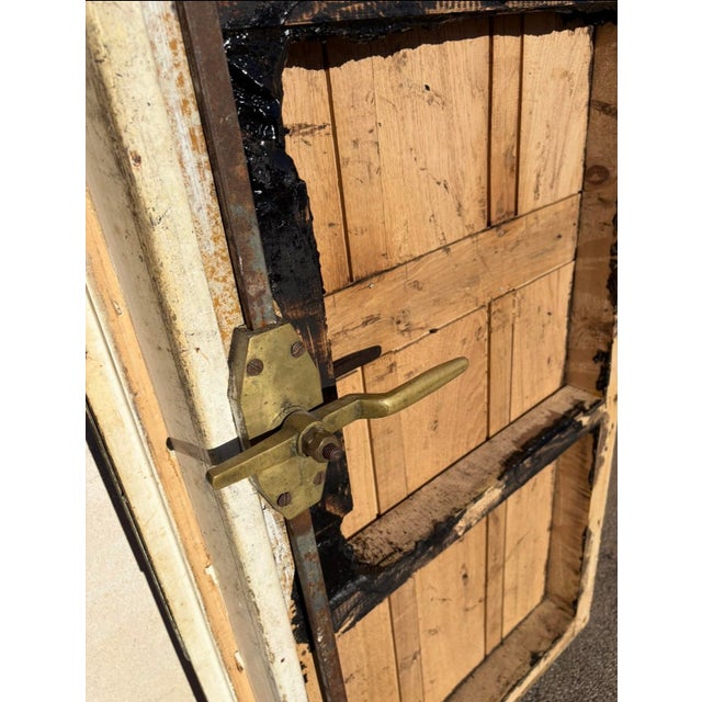 Brown Cold Room Door, 1060 For Sale - Image 8 of 12