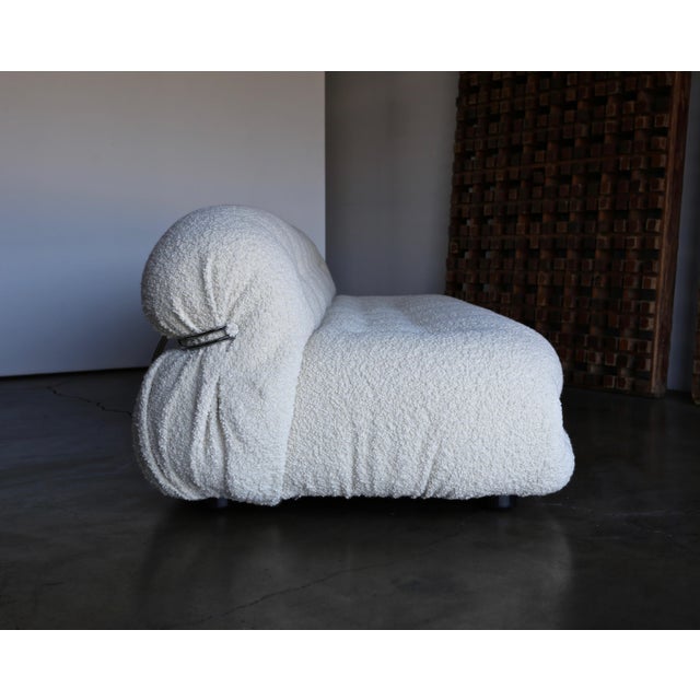 White Late 20th Century Afra & Tobia Scarpa Soriana Sofa for Cassina in Bouclé For Sale - Image 8 of 13