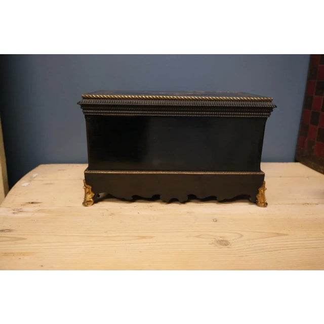 Mid 19th Century French Inlaid Tea Caddy For Sale - Image 4 of 11