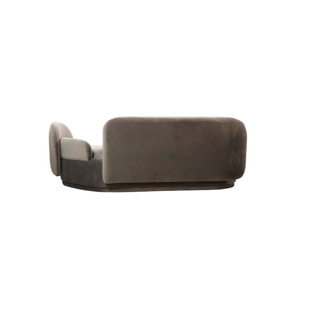Contemporary Bernard Curved Sofa inn Gray Velvet For Sale - Image 3 of 8
