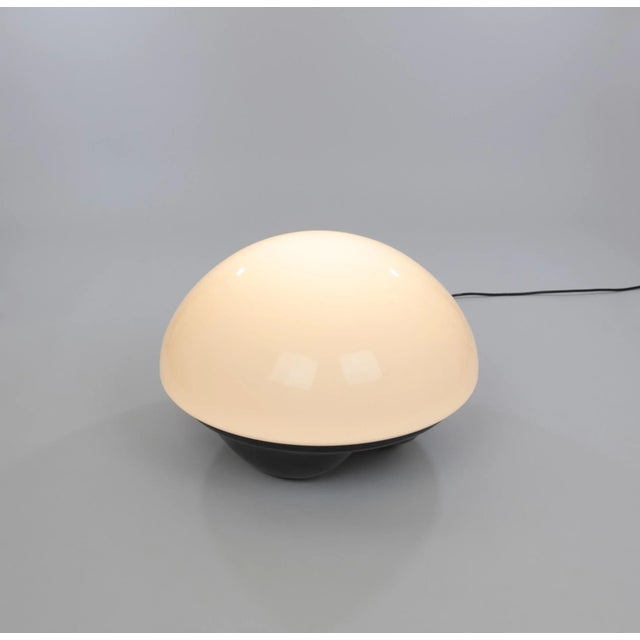 Isotta Table Lamp by E. Gentile for Nucleo Sormani, 1970s For Sale - Image 4 of 9