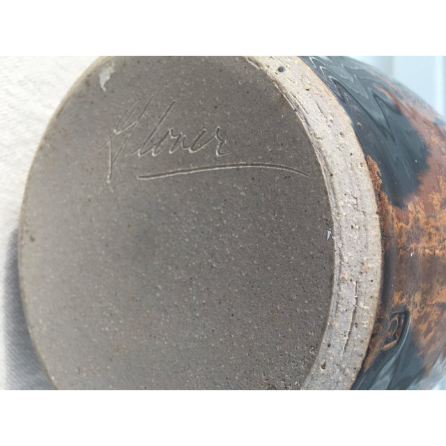 1970s Mid Century Artisan Studio Pottery Vase. For Sale - Image 5 of 11