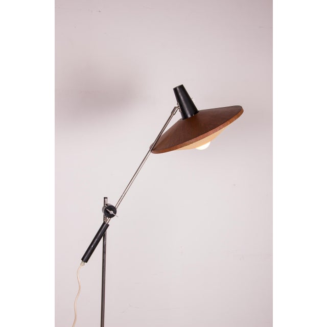 Mid-Century Modern Large Steel and Teak Tilting Floor Lamp by Georges Frydman, 1960s For Sale - Image 3 of 18