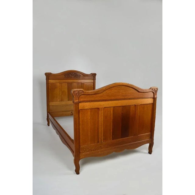 Rustic Set of Art Nouveau Twin Beds in Carved Oak, France, 1910s For Sale - Image 3 of 13