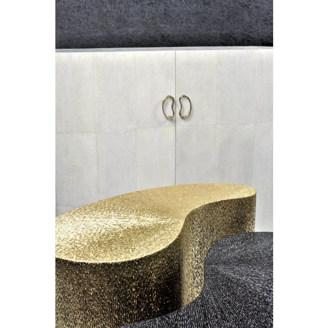 Black and Gold Side Tables in Vegetal Fiber Marquetry by Ginger Brown, Set of 2 For Sale - Image 4 of 7