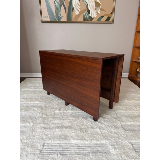 Mid 20th Century Vintage Walnut "Gate Leg" Dining Table With Drop Leaves After George Nelson for Herman Miller For Sale - Image 5 of 16