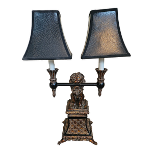 Double Candle Lamp on Lion Base