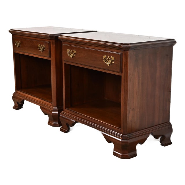 Ethan Allen Georgian Solid Cherry Wood Nightstands, Pair For Sale
