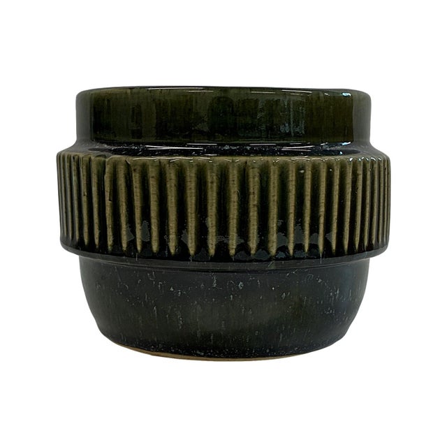 Contemporary Conway Vase - Small For Sale - Image 3 of 8