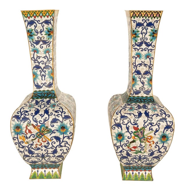 Antique Pair Monumental Chinese Qing Qianlong Period Cloissoné Enamel Vases 1795 For Sale - Image 14 of 16