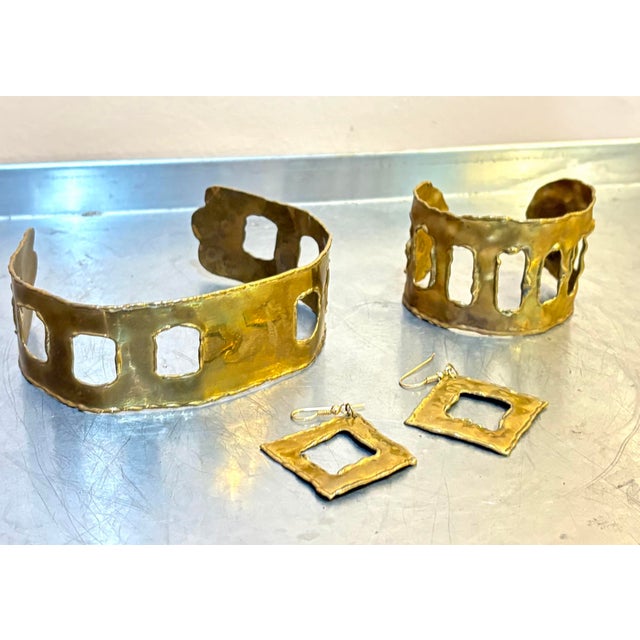 Tribal Gladiator Style Gold Tone Choker, Cuff Bracelet & Earrings For Sale - Image 3 of 4