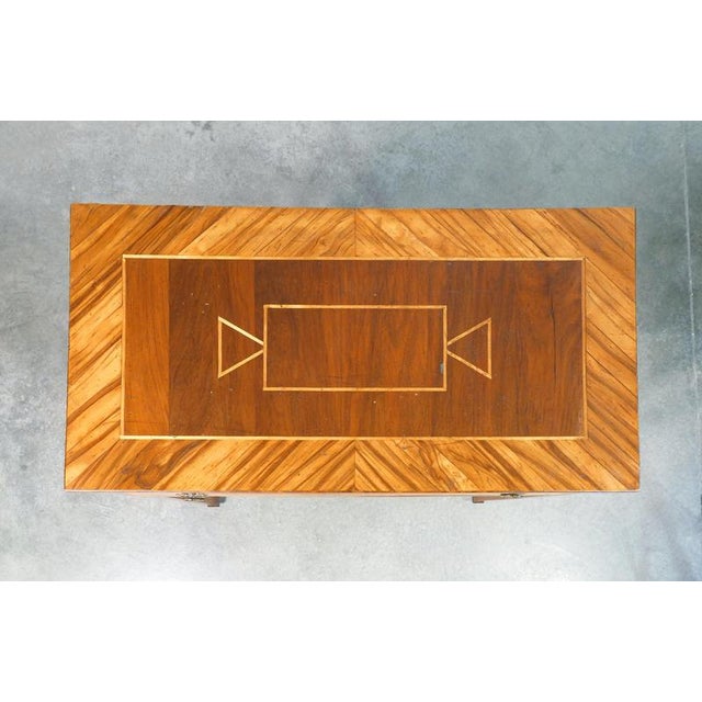 Louis XV Desk in Inlaid Walnut. 1700 For Sale - Image 17 of 18