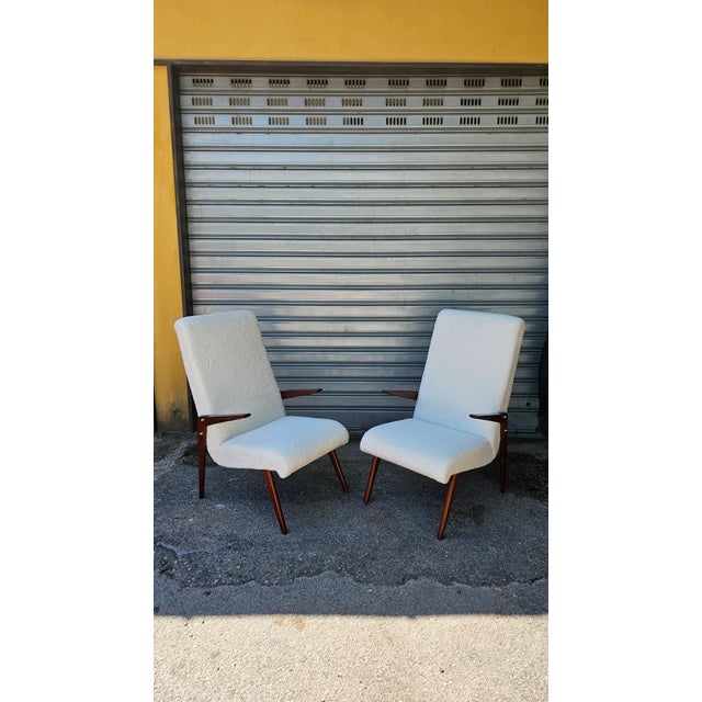 Mid-Century Modern Chairs in White Bouclé Fabric and Wood, 1950s, Set of 2 For Sale - Image 11 of 11