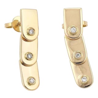 Gucci 18k Yellow Gold Diamond Three Tier Drop Earrings For Sale