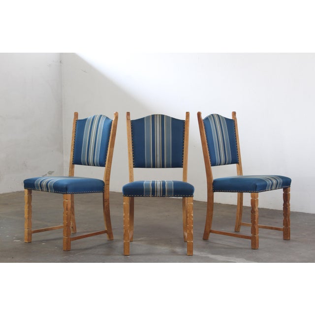 Mid-Century Modern Danish Oak Dining Chairs in the style of Henning Kjærnulf, 1960, Set of 5 For Sale - Image 6 of 17