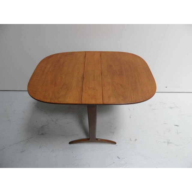 1950s Mid-Century Drop-Ear Side Table, 1950s For Sale - Image 5 of 11