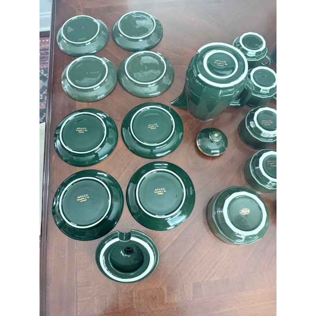 1980s Pristine Apilco French Green & Gold 18-Pc Espresso & Coffee Set - Flawless Trim For Sale - Image 4 of 4