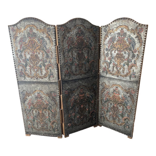 Late 19th Century Louis XIII Style Leather Screen For Sale