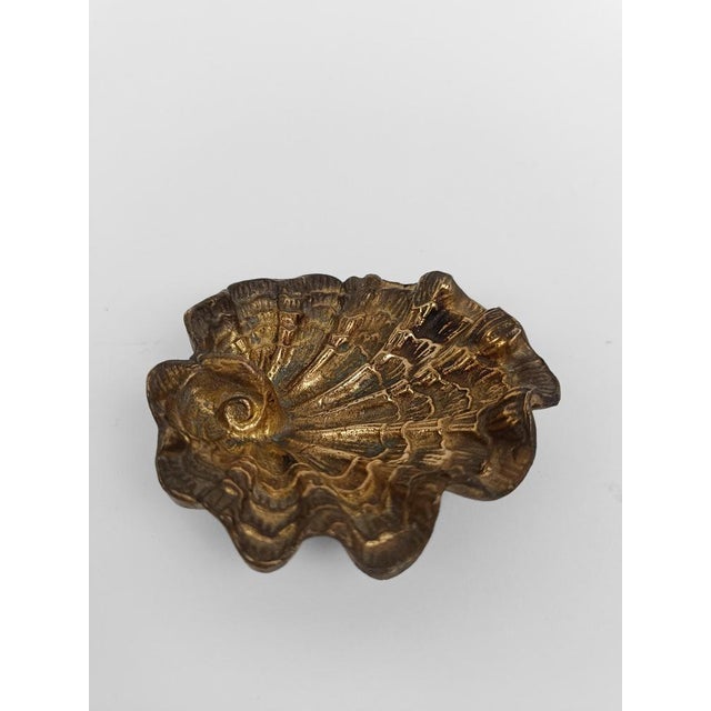 Metal Rococo Style Sculptural Shell-Shaped Ashtray in Gilded Bronze, Italy, 1970s For Sale - Image 7 of 12