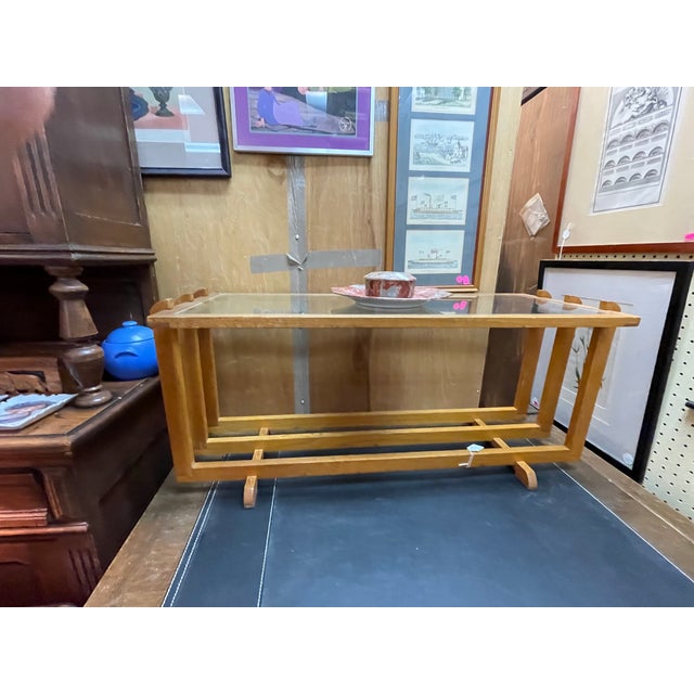 1950s 1950s Mid Century Golden Oak Cocktail Table With Glass Insert For Sale - Image 5 of 10