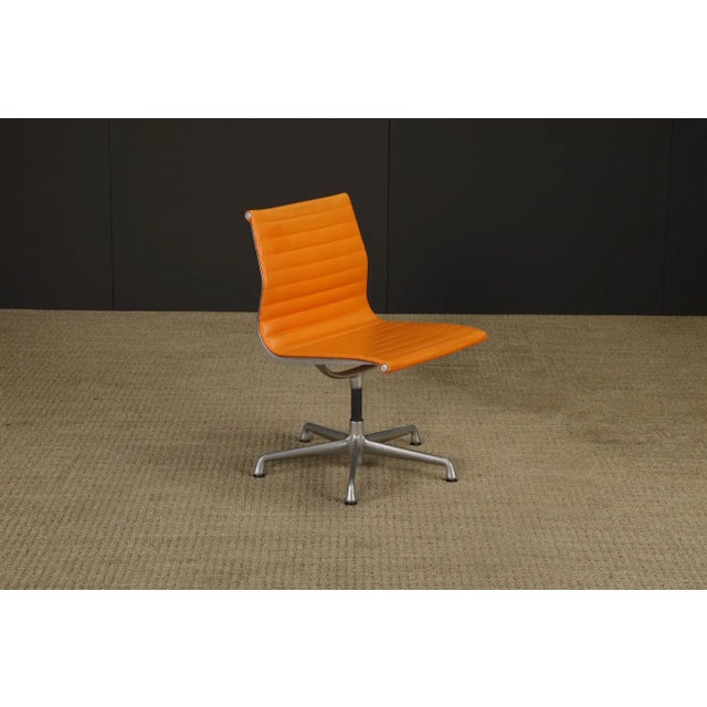 1980s 'Aluminum Group' Swivel Chair by Charles Eames for Herman Miller, 1980s, Signed For Sale - Image 5 of 17