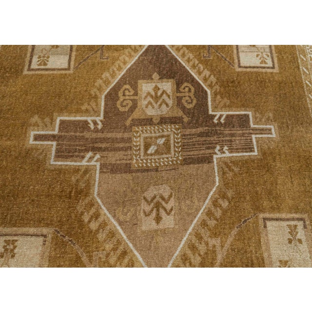 Turkish Vintage Rug 6'1" x 10'11" #21300 For Sale - Image 4 of 8