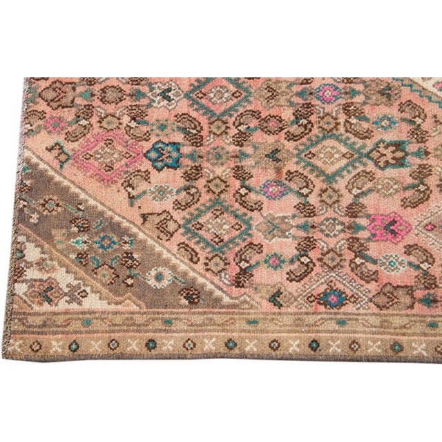 1960s Vintage Persian Distressed Handmade Medallion Peach Wool Rug For Sale - Image 4 of 7
